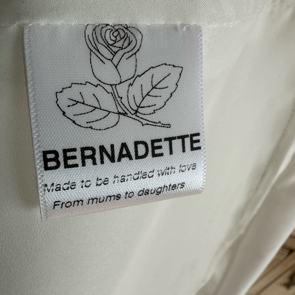 Bernadette Rianne On or Off-the-Shoulder Taffeta Gown Size 2 FR 34 - Picture 7 of 15